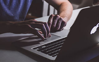 皇马1-2遭绝杀！VAR双杀+姆巴佩摆烂，15年耻辱让争冠再升悬念！